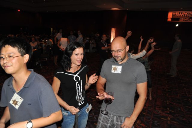 d2010_10015k_1169.jpg