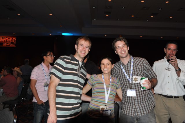 d2010_10015k_1185.jpg