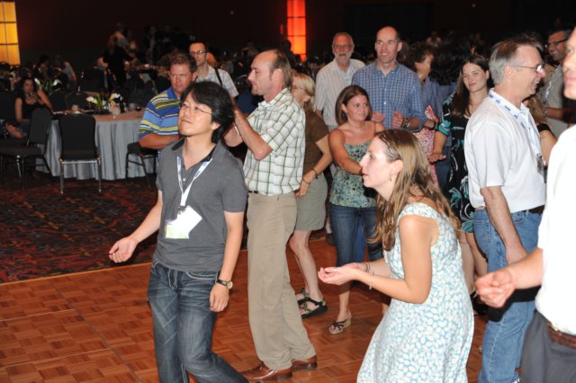 d2010_10015k_1396.jpg