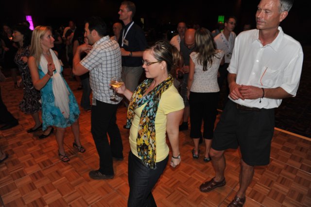 d2010_10015k_1415.jpg