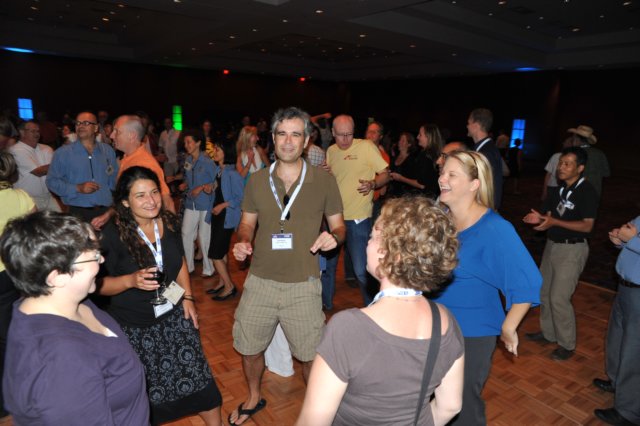 d2010_10015k_1446.jpg