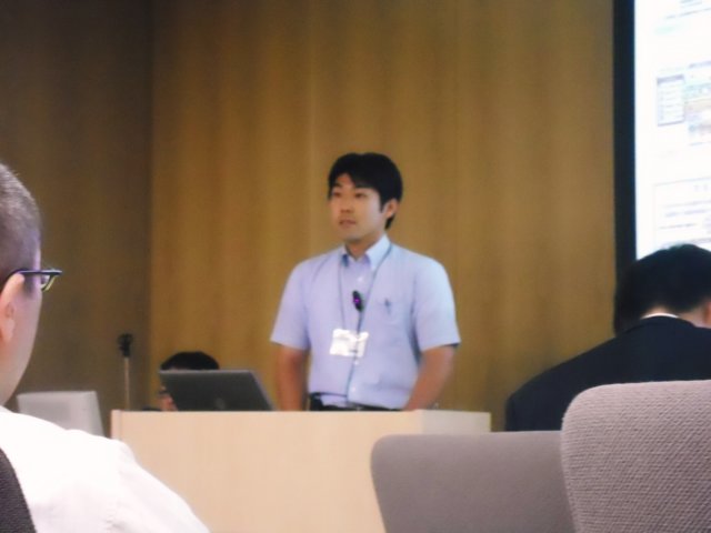 jec100622b_0032.jpg