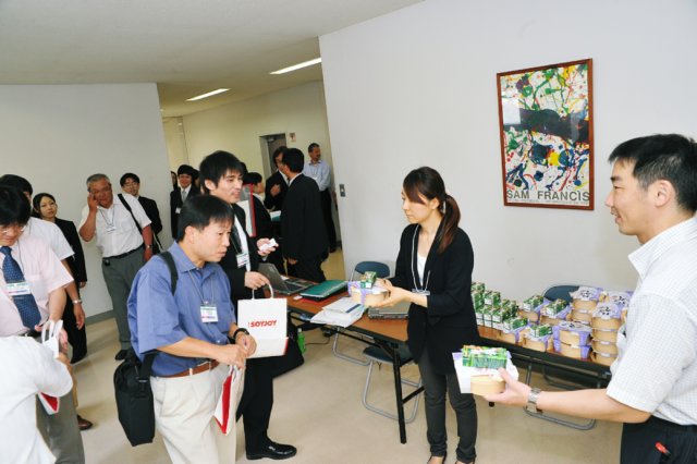 jec100621k_0149.jpg