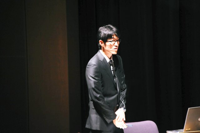 jec100621k_0402.jpg