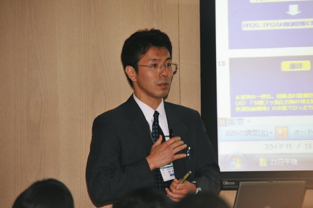 jec100621k_0438.jpg
