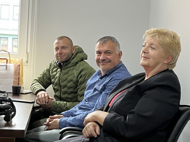 img_9390.jpg
